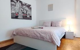 Studio, 4-7 Mins To Bern Main Station By Train
